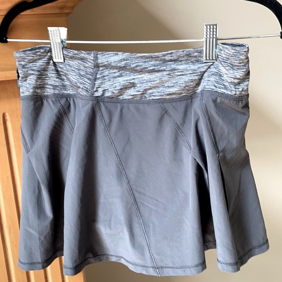 Lululemon Skort Size 4 - Picture 1 of 9